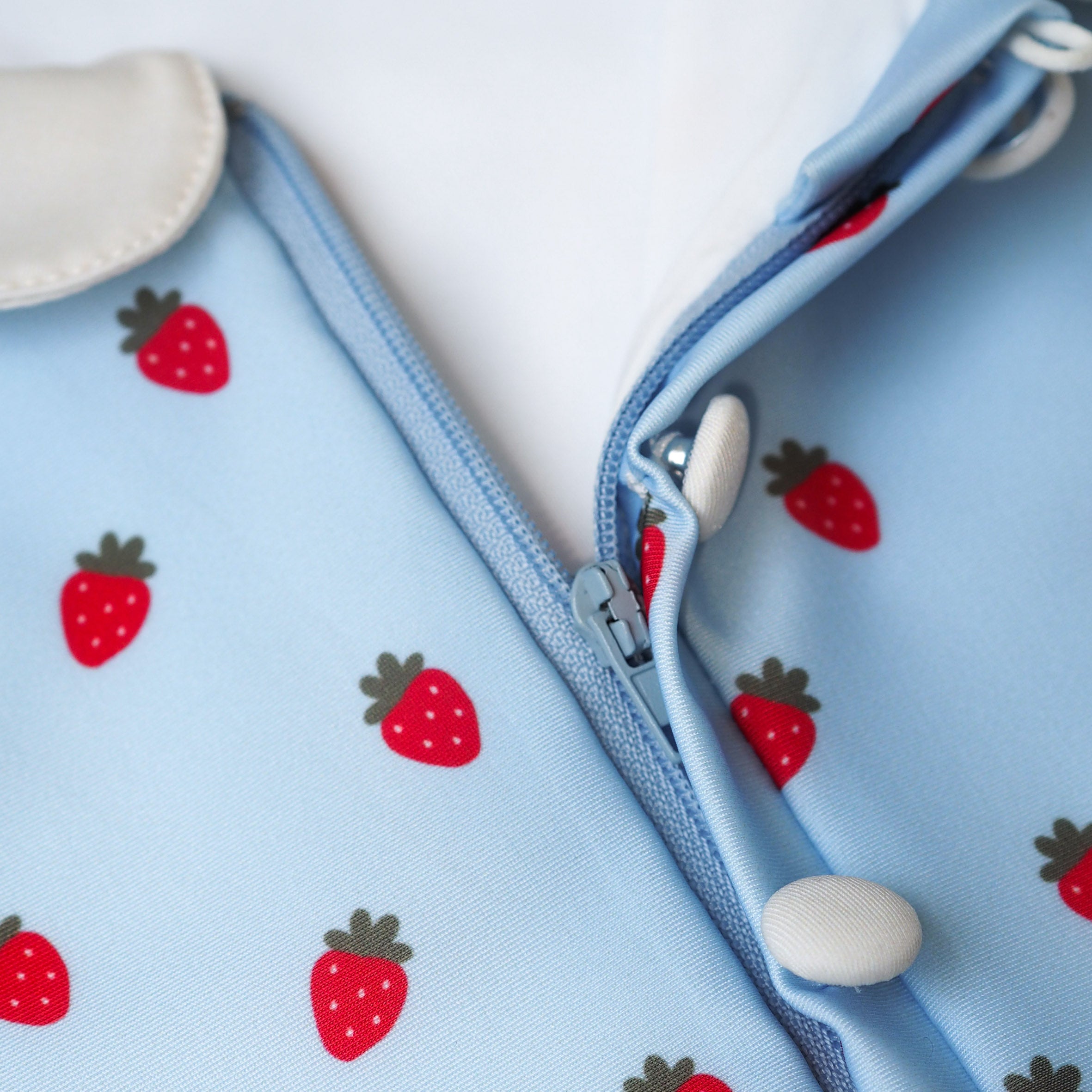 Mädchen UV Badeanzug Coco Santa Maria - Blau mit Erdbeeren